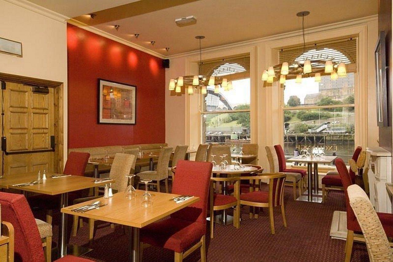 Premier Inn Newcastle Quayside Exteriör bild