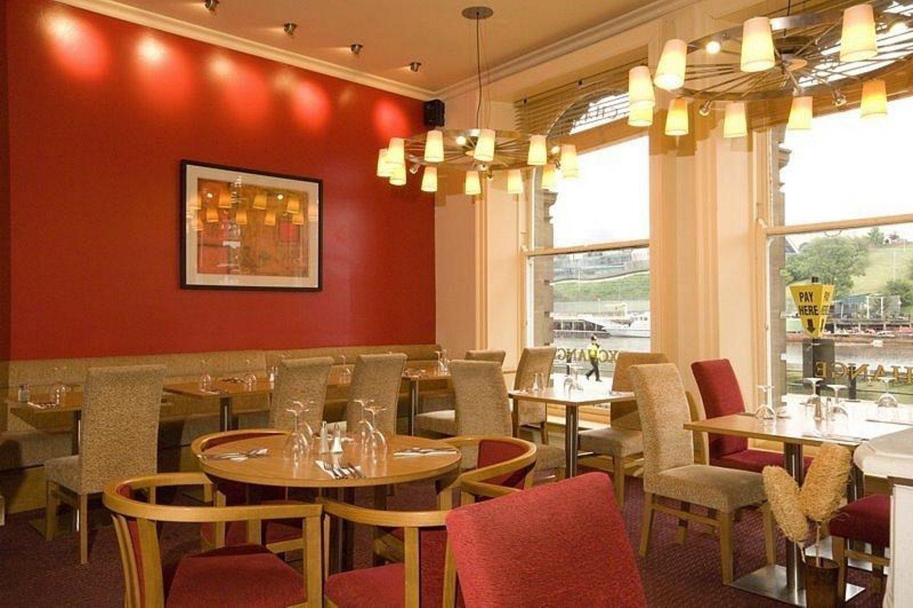 Premier Inn Newcastle Quayside Exteriör bild